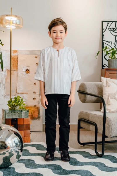 TUSCA KIDS | Ishmael Kids Kurta in Off White TUSCA KIDS | Ishmael Kids Kurta in Off White